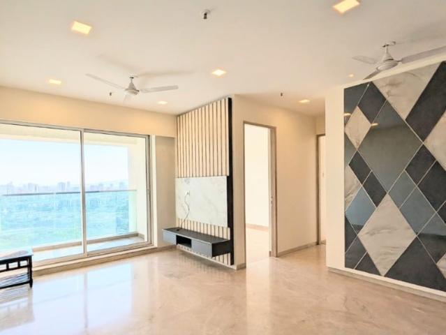 Resale | 2 BHK + Extra Room 1230 Sq.Ft. Apartment in Aurum Q Parc