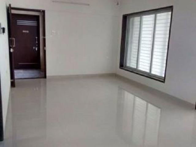 Resale | 2 BHK + Extra Room 1250 Sq.Ft. Apartment in The Pearl