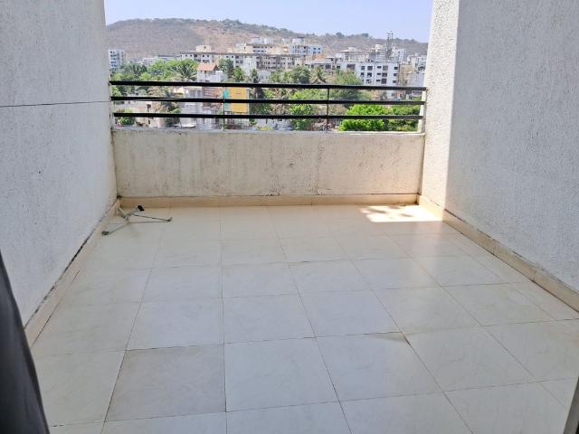 Resale | 2 BHK + Extra Room 1278 Sq.Ft. Apartment in Runwal Suyaash