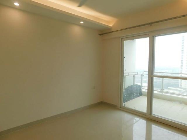 Resale | 2 BHK + Extra Room 2563 Sq.Ft. Apartment in Godrej Woods