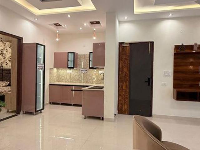 Resale | 2 BHK + Servant Room,Study Room 110 Sq.Yd. Apartment in Kharar