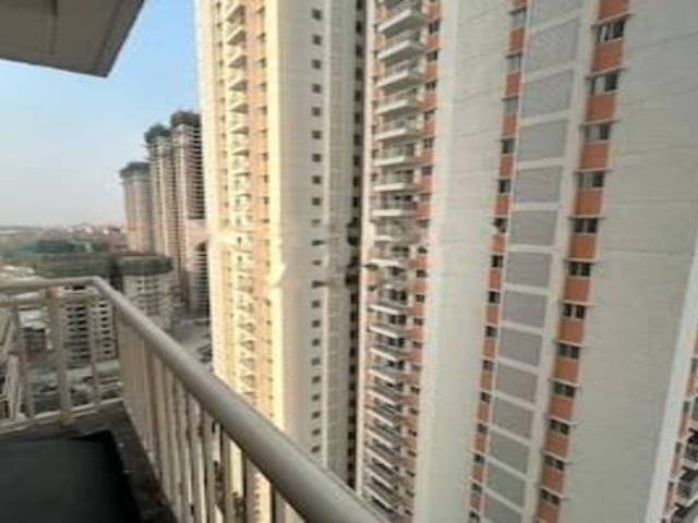 Resale | 2 BHK + Servant Room,Study Room 1750 Sq.Ft. Apartment in Aparna Zenon