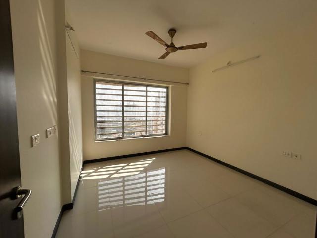 Resale | 2 BHK + Servant Room,Study Room 670 Sq.Ft. Apartment in Soham Tropical Lagoon