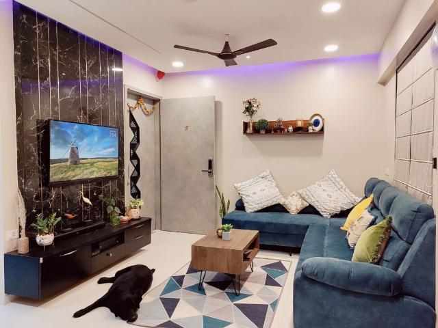 Resale | 2 BHK + Servant Room,Study Room 757 Sq.Ft. Apartment in Wakad