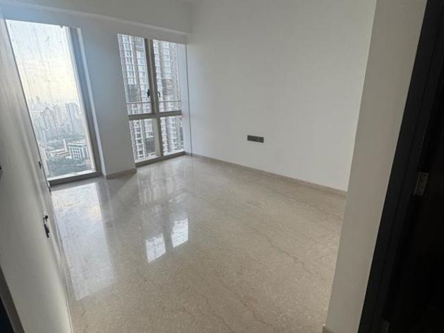 Resale | 2 BHK + Servant Room,Study Room 987 Sq.Ft. Apartment in Lodha Worli