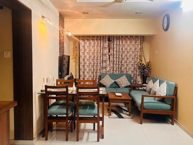 Resale | 2 BHK + Servant Room,Study Room,Extra Room,Basement 800 Sq.Ft. Apartment in Rite Veesita Residency