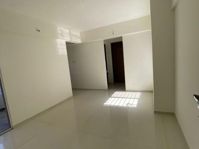 Resale | 2 BHK + Servant Room 1000 Sq.Ft. Apartment in Blue 27th Avenue