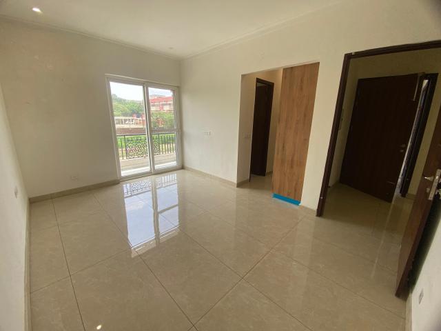 Resale | 2 BHK + Servant Room 1261 Sq.Ft. Apartment in M3M Heights