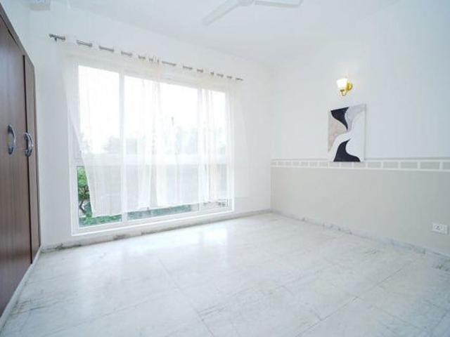 Resale | 2 BHK + Servant Room 1344 Sq.Ft. Apartment in Umang Winter Hills