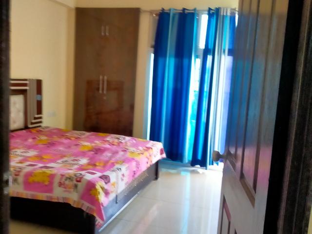 Resale | 2 BHK + Servant Room 582 Sq.Ft. Apartment in VVIP Addresses