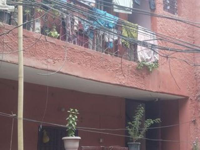 Resale | 2 BHK + Servant Room 50 Sq.Mt. Independent House in Sector 82