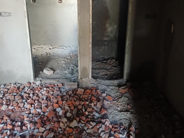 Resale | 2 BHK + Servant Room 50 Sq.Yd. Independent House in Palla