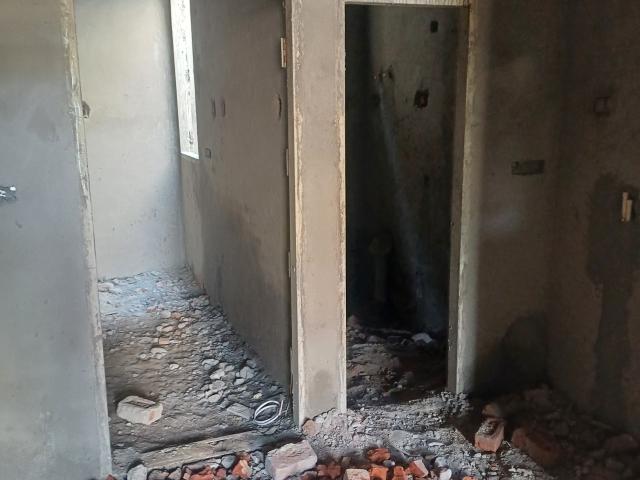 Resale | 2 BHK + Servant Room 50 Sq.Yd. Independent House in Palla