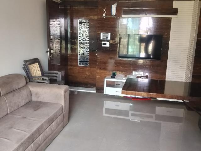 Resale | 2 BHK + Servant Room 536 Sq.Ft. Apartment in Dss Mahavir Estella