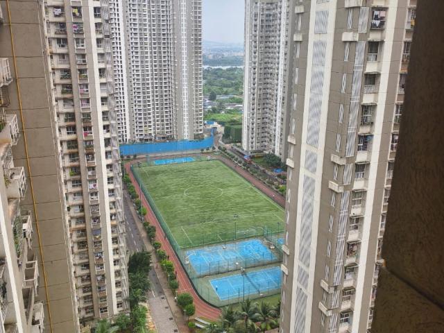 Resale | 2 BHK + Servant Room 672 Sq.Ft. Apartment in Lodha Amara