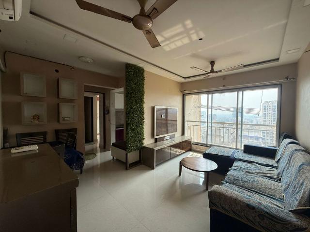 Resale | 2 BHK + Servant Room 750 Sq.Ft. Apartment in K Raheja Interface Heights