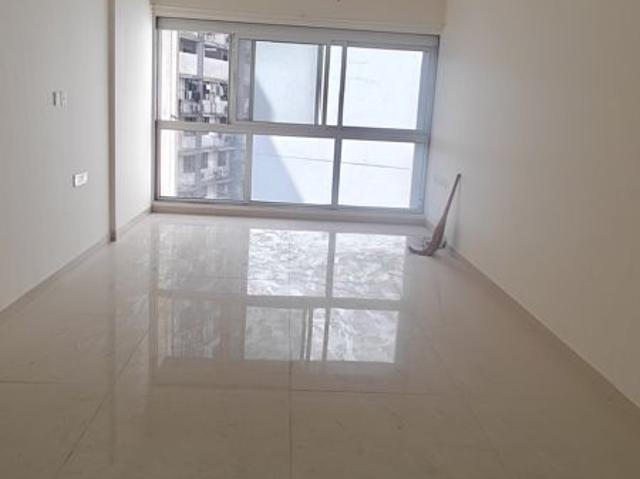 Resale | 2 BHK + Servant Room 754 Sq.Ft. Apartment in Godrej Central
