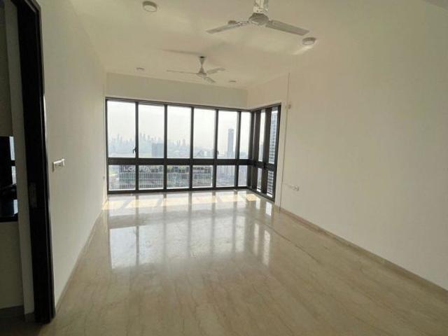 Resale | 2 BHK + Servant Room 877 Sq.Ft. Apartment in Lodha The Park