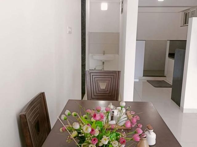Resale | 2 BHK + Servant Room 813 Sq.Ft. Apartment in Patil Plaza Kondhwa