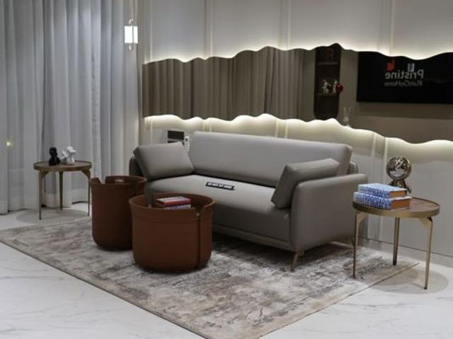 Resale | 2 BHK + Servant Room 811 Sq.Ft. Apartment in Pristine O2 World
