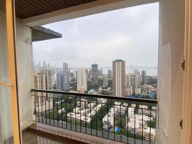 Resale | 2 BHK + Servant Room 830 Sq.Ft. Apartment in Ruparel Iris