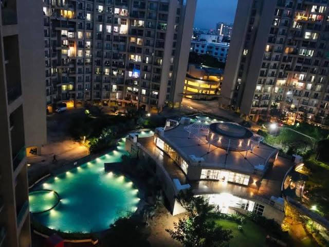 Resale | 2 BHK + Servant Room 836 Sq.Ft. Apartment in Akshar Elementa