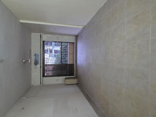 Resale | 2 BHK + Servant Room 940 Sq.Ft. Apartment in Dar Us Salaam CHS