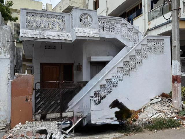 Resale | 2 BHK + Servant Room 900 Sq.Ft. Independent House in Vanasthalipuram