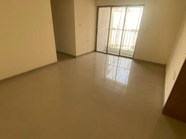 Resale | 2 BHK + Servant Room 909 Sq.Ft. Apartment in Dombivli East