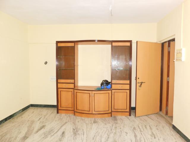 Resale | 2 BHK + Study Room 650 Sq.Ft. Apartment in Andheri East