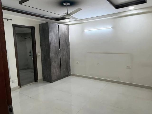 Resale | 2 BHK + Study Room 795 Sq.Ft. Apartment in BPTP Princess Park