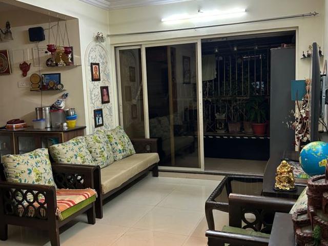 Resale | 2 BHK + Study Room 841 Sq.Ft. Apartment in Dosti Group Maitri Gardens