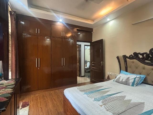 Resale | 2 BHK + Study Room 884 Sq.Ft. Apartment in Gaurs Green Vista Phase II