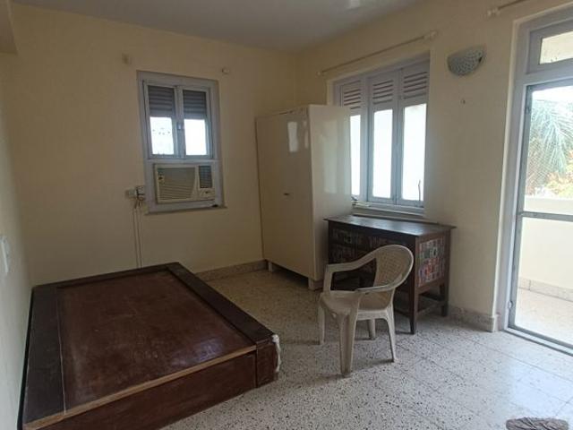Resale | 2 BHK + Study Room 900 Sq.Ft. Apartment in Colaba