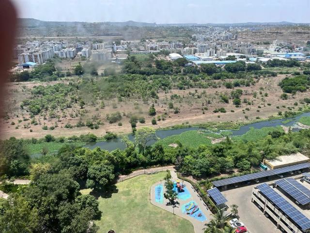 Resale | 2 BHK + Study Room 1050 Sq.Ft. Apartment in Magarpatta Nanded City Sargam