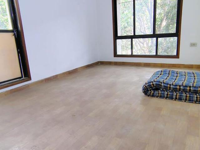 Resale | 2 BHK + Study Room 1090 Sq.Ft. Apartment in Kalyani Nagar