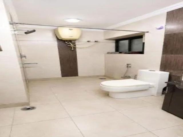 Resale | 2 BHK + Study Room 1100 Sq.Ft. Apartment in Patparganj