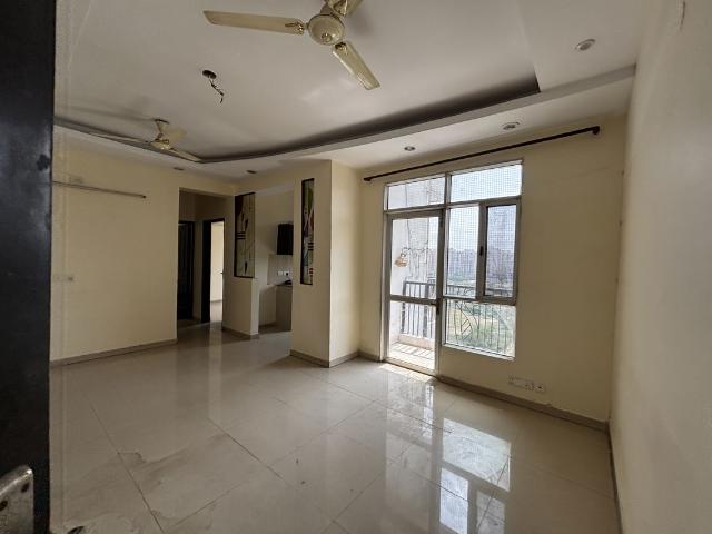 Resale | 2 BHK + Study Room 1135 Sq.Ft. Apartment in Prateek Wisteria