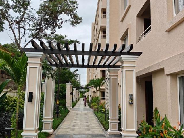 Resale | 2 BHK + Study Room 1200 Sq.Ft. Apartment in KSR Signature 4