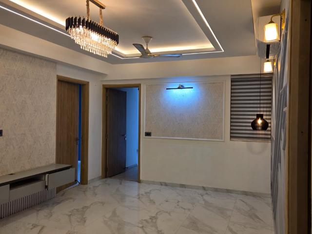 Resale | 2 BHK + Study Room 1406 Sq.Ft. Apartment in M3M Skywalk
