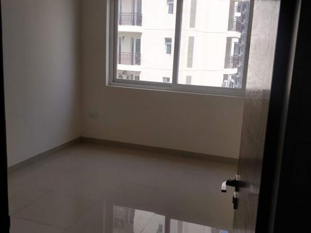 Resale | 2 BHK + Study Room 1400 Sq.Ft. Apartment in Shalimar Oneworld Vista