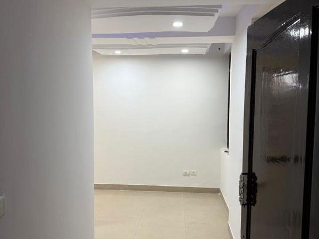 Resale | 2 BHK + Study Room 1592 Sq.Ft. Apartment in Ireo The Corridors