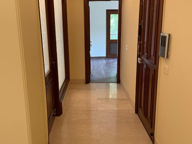 Resale | 2 BHK + Study Room 1743 Sq.Ft. Villa in RWA Apartments Sector 39
