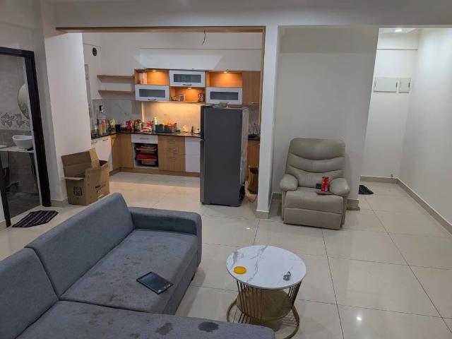 Resale | 2 BHK + Study Room,Extra Room 1100 Sq.Ft. Apartment in SLV Central Park