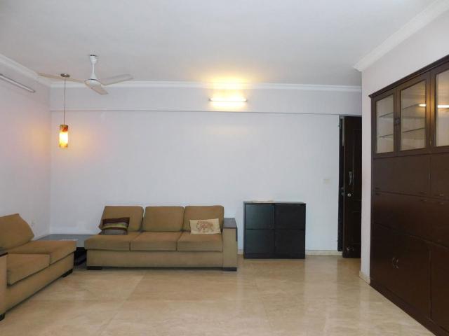 Resale | 2 BHK + Study Room,Extra Room 750 Sq.Ft. Apartment in Hiranandani Meadows