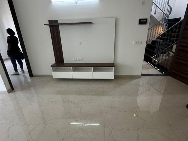 Resale | 2 BHK + Store Room 590 Sq.Ft. Apartment in Pyramid Midtown