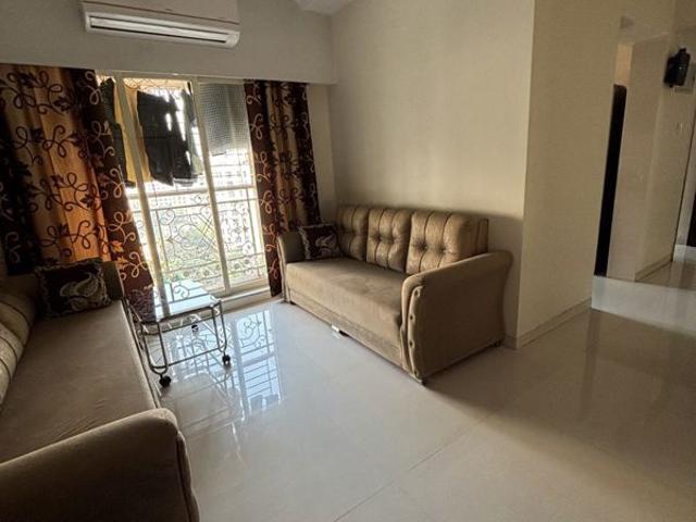 Resale | 2 BHK + Store Room 639 Sq.Ft. Apartment in Rustomjee Urbania