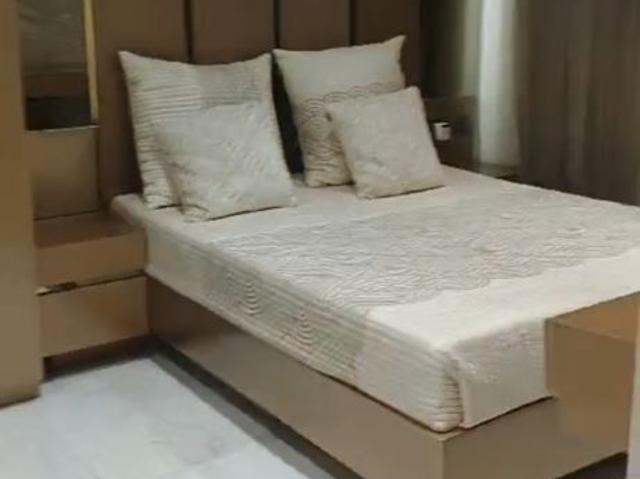 Resale | 2 BHK + Store Room 675 Sq.Ft. Apartment in JP The Palace