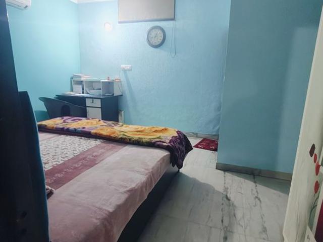 Resale | 2 BHK + Store Room 800 Sq.Ft. Apartment in Sector 45