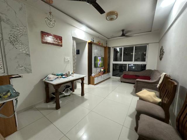 Resale | 2 BHK + Store Room 850 Sq.Ft. Apartment in Senroofs Apartments